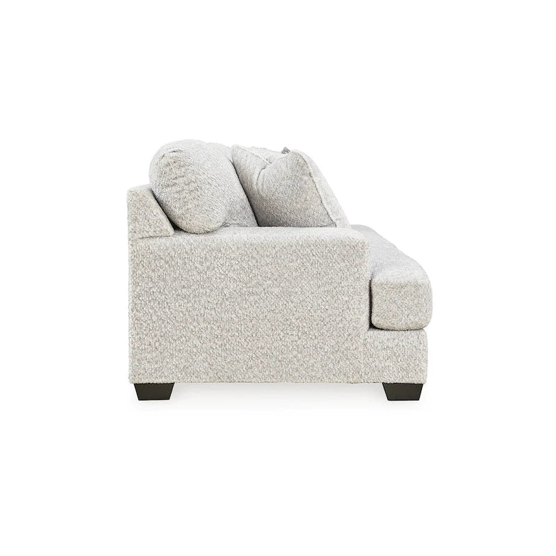 Modernes Sofa aus weißem Stoff mit wendbaren Kissen